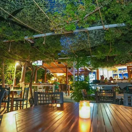 Дом отдыха Salty Seashells Скиатос